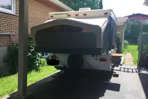 Tente roulotte la gaspésienne