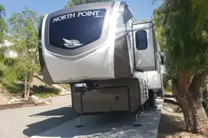 Ultimate Luxury RV Glamping Experience! - Delivery Only - NOT FOR OHV AREAS 