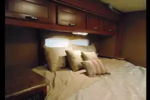 2015 Thor Motor Coach 28F Class C