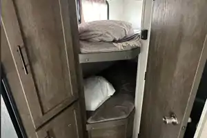 T-267 35' fully stocked Bunk house, great unit with the kids! turnkey package available