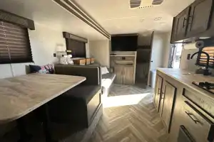 T-267 35' fully stocked Bunk house, great unit with the kids! turnkey package available