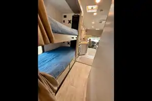Convenience Rv's Chateau 31EV