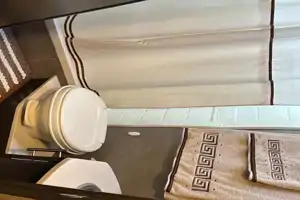 Pet Friendly EASY TO DRIVE -  Diesel Thor Motorhome 