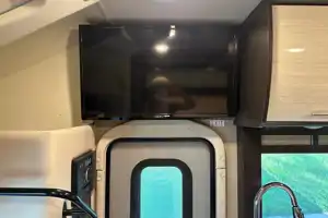 Pet Friendly EASY TO DRIVE -  Diesel Thor Motorhome 