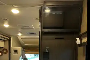 Pet Friendly EASY TO DRIVE -  Diesel Thor Motorhome 