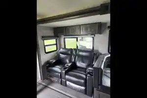Amy 's Highland Ridge RV Mesa Ridge Lite MR2802BH Travel Trailer DELIVERY ONLY!