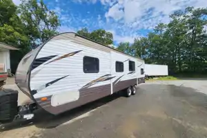Rays 2017 Forest river with outdoor kitchen and Bunks