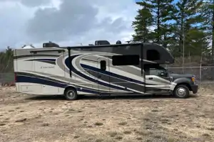 David's Thor Motor Coach 35sf Class C