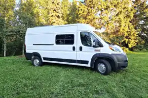 Skippy by Squirrel Vans
