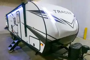 ouRVrentals3 (2 slide, outdoor kitchen and bunkhouse)