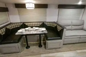 ouRVrentals3 (2 slide, outdoor kitchen and bunkhouse)