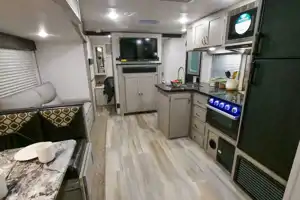 ouRVrentals3 (2 slide, outdoor kitchen and bunkhouse)