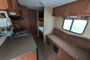 Riley and Kate's Jayco Swift SLX 18 ft