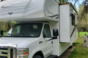 Ashley's Fleetwood Jamboree Searcher Class C