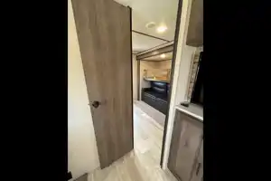 Matt's Prime Time Avenger 32QBI Travel Trailer