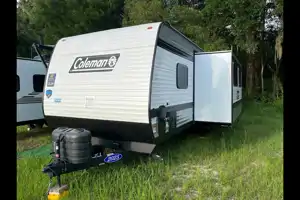 Jenny's 2025 Coachmen 17B Travel Trailer
