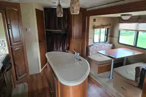 33ft Heritage Glen Holiday Trailer