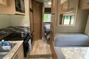 Fully loaded Thor Motor Coach Freedom Elite Class C