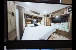 Sandra's Venture RV SportsTrek Travel Trailer