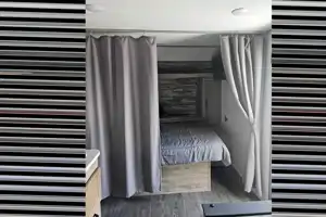 Lynn's Grand River 25 BH Travel Trailer