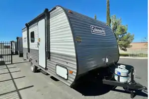 Yamil's Coleman Lantern lt Travel Trailer