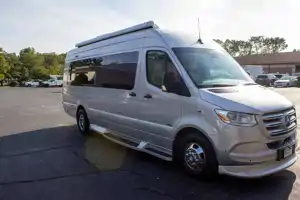 Entourage Elite: Your Ultimate Road Trip Companion!