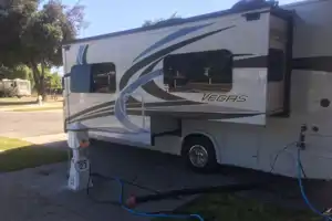 ✨ Taffy Vegas ✨ Sleek Capsule Coach – Slide-out, Sleeps 5, Easy Drive