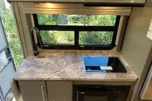 ✨ Taffy Vegas ✨ Sleek Capsule Coach – Slide-out, Sleeps 5, Easy Drive