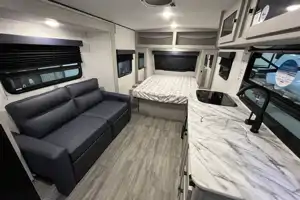 Kitty's Coachmen Remote "Adventure"