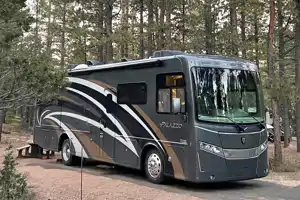 LUXURY Class A Diesel Pusher SLEEPS 10