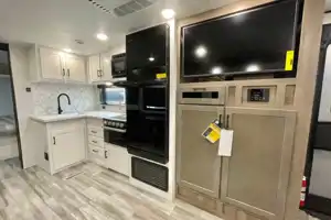 BRAND NEW 2024 Jayco Jay Flight Travel Trailer
