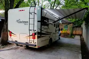 Versatile Freelander RV Cruiser
