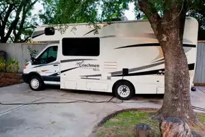 Versatile Freelander RV Cruiser