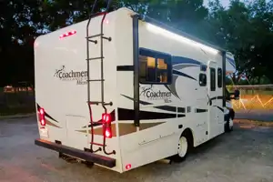 Versatile Freelander RV Cruiser