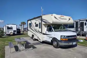 Homan’s Coachmen Freelander Class C