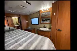 Spacious 5th Wheel with Incredible Bunkroom Floorplan!