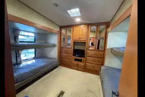 Spacious 5th Wheel with Incredible Bunkroom Floorplan!