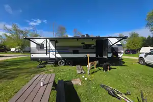 Andrew's Pioneer Toyhauler Toy Hauler