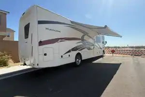 HURRICANE THOR – YOUR HOME ON THE HIGHWAY