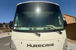 HURRICANE THOR – YOUR HOME ON THE HIGHWAY