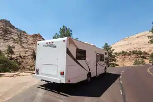 Thor Motor Coach Majestic 28A Class C