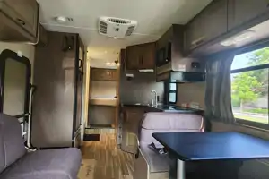 Thor Motor Coach Majestic 28A Class C