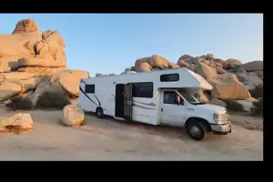 Thor Motor Coach Majestic 28A Class C