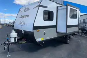 Samantha's Jayco Jay Flight SLX-7 Travel Trailer