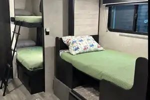 Samantha's Jayco Jay Flight SLX-7 Travel Trailer