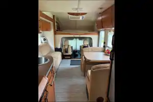 Larry's Gulf Stream Vista cruiser Class B