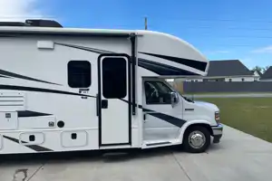 Ustacyia's Jayco Greyhawk 30Z Class C