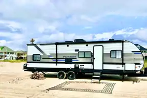 Michael's Heartland Pioneer QB 300 Travel Trailer