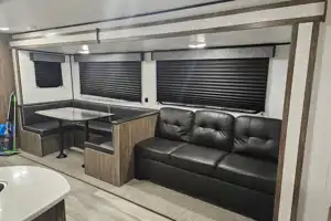Michael's Heartland Pioneer QB 300 Travel Trailer