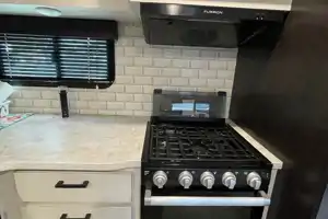 (Delta Diva ) 2022 Jayco Jay Feather 24bh
